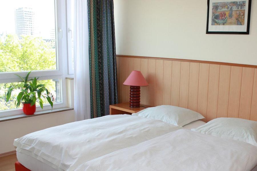 Hotel Roemerhafen Köln Kültér fotó