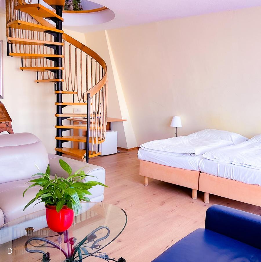 Hotel Roemerhafen Köln Kültér fotó