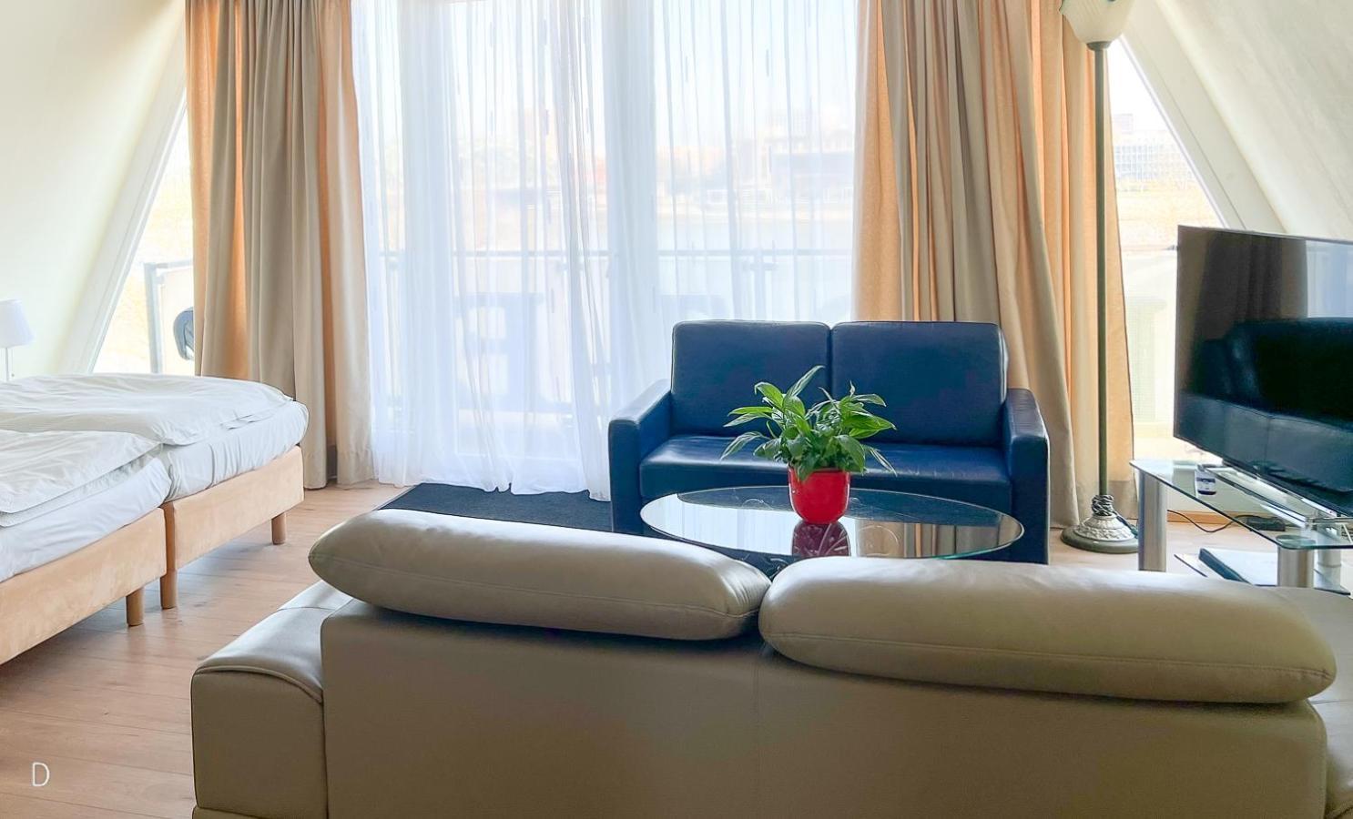 Hotel Roemerhafen Köln Kültér fotó